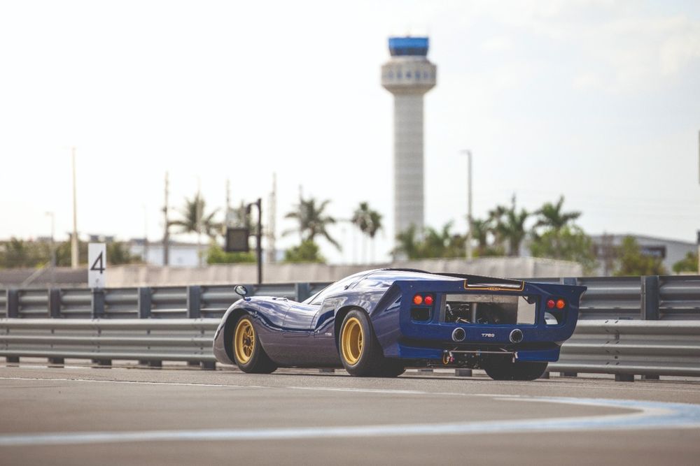 McCool describes the T70S
as “an absolute beast of
a thoroughbred race car”