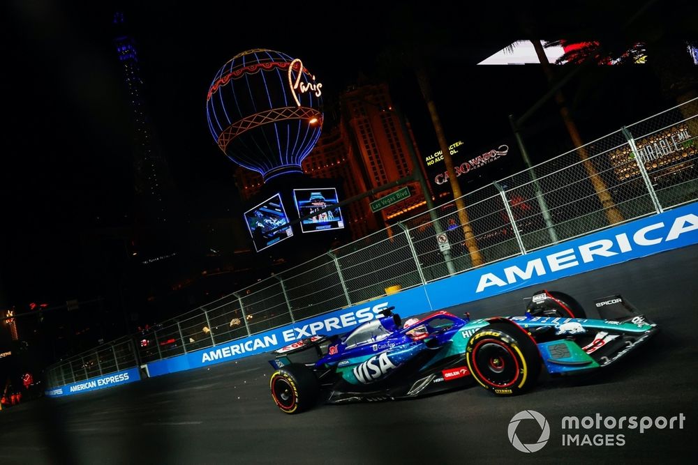 Liam Lawson, VCARB 01