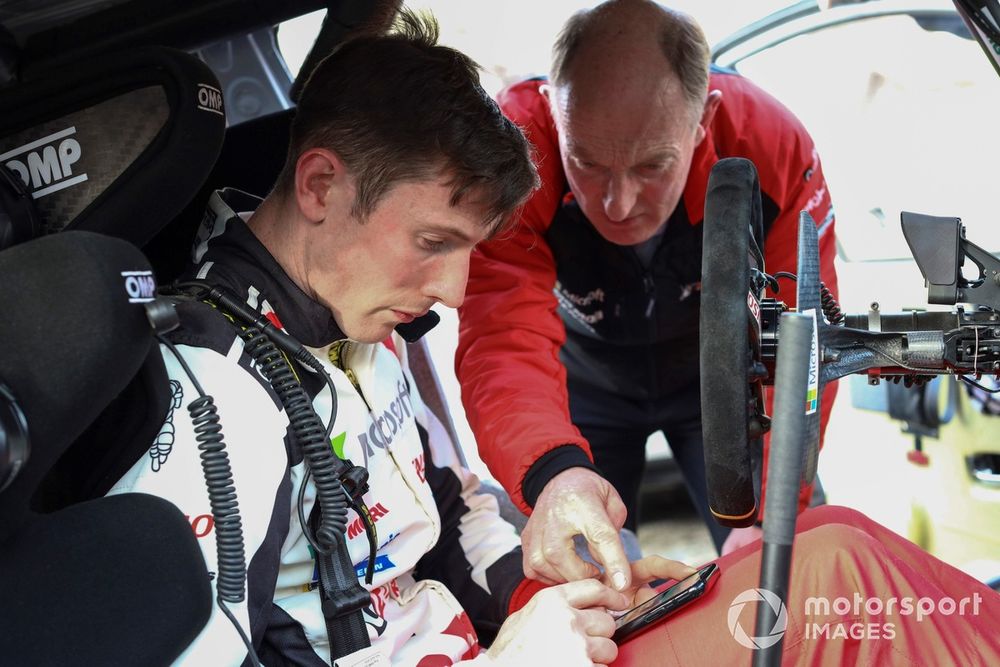 Elfyn Evans and his father Gwyndaf