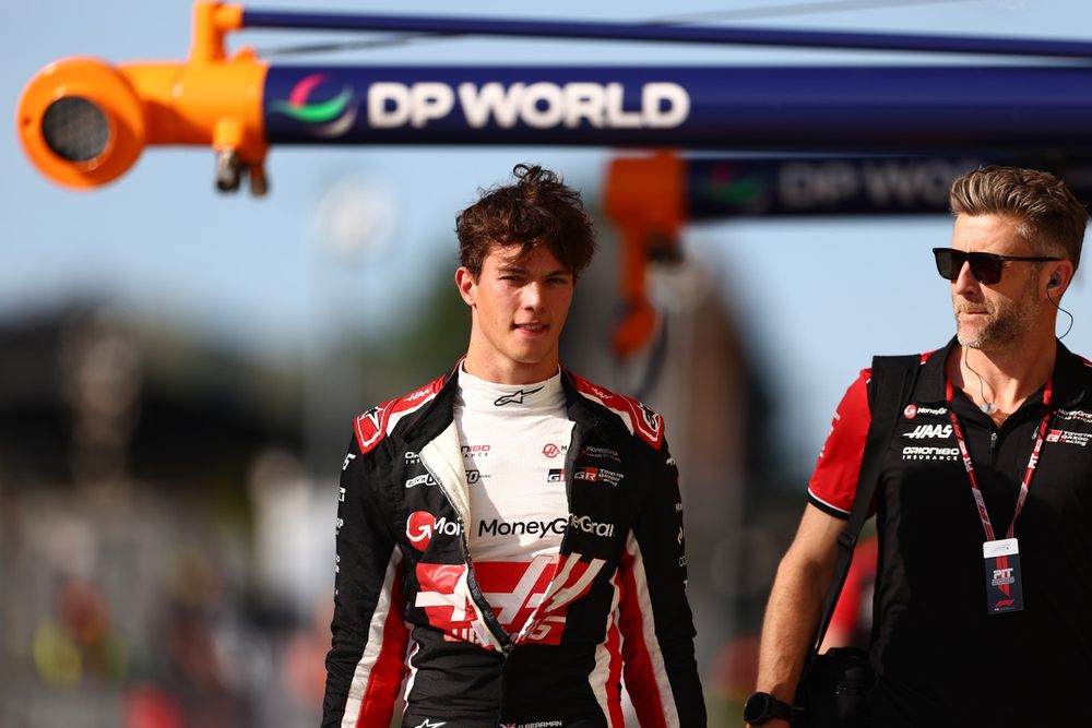 Bearman on Edge of F1 Race запрет