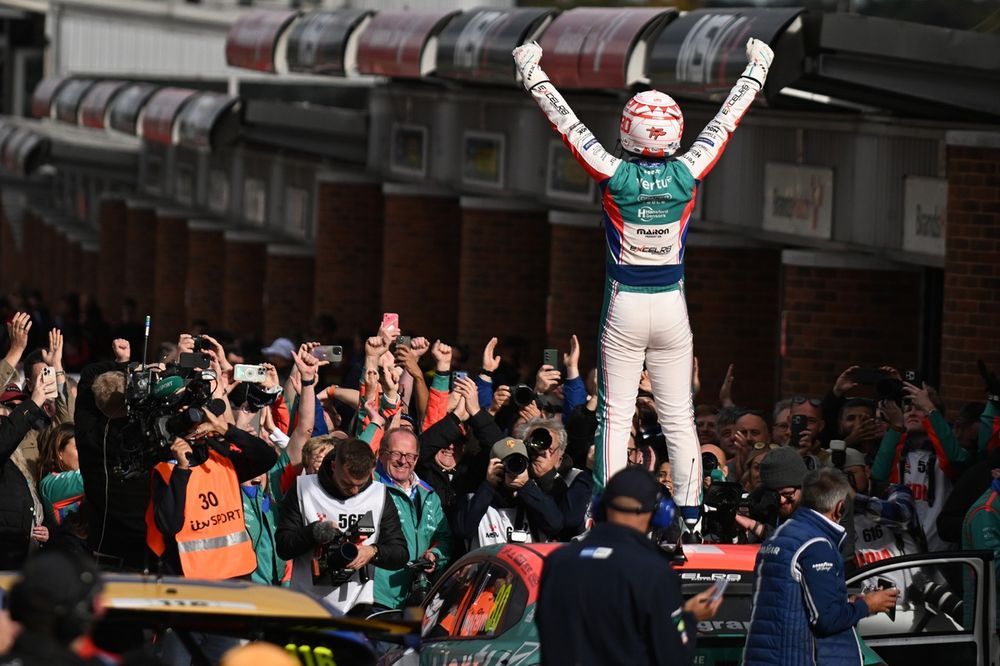 Ingram celebrates becoming a two-time BTCC champion