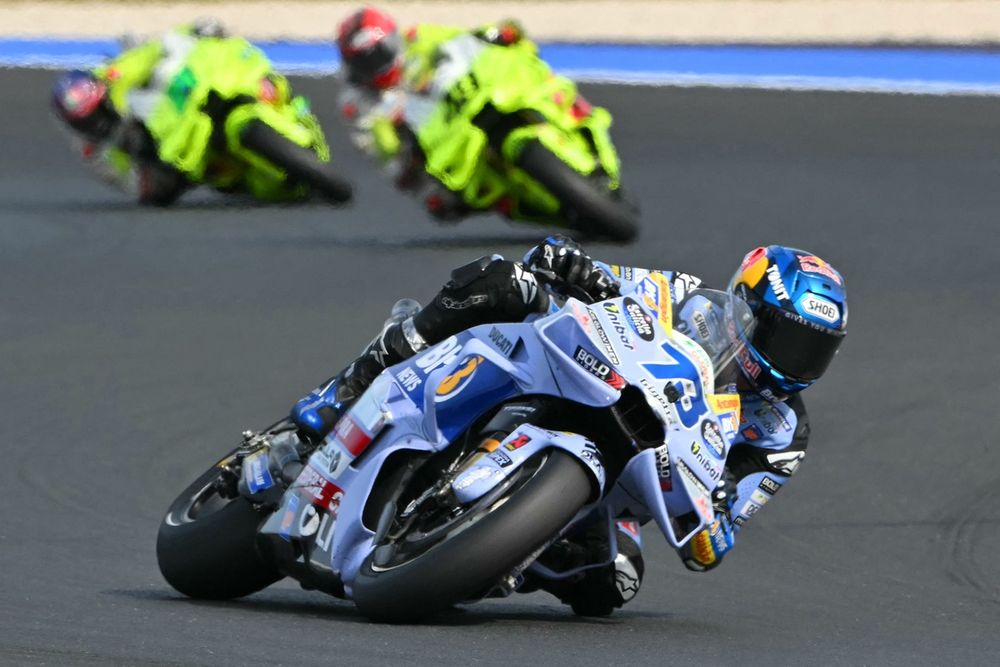 Alex Márquez tendrá en 2026 una Ducati full factory