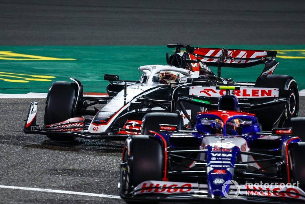 Yuki Tsunoda, RB F1 Team VCARB 01, Kevin Magnussen, Haas VF-24