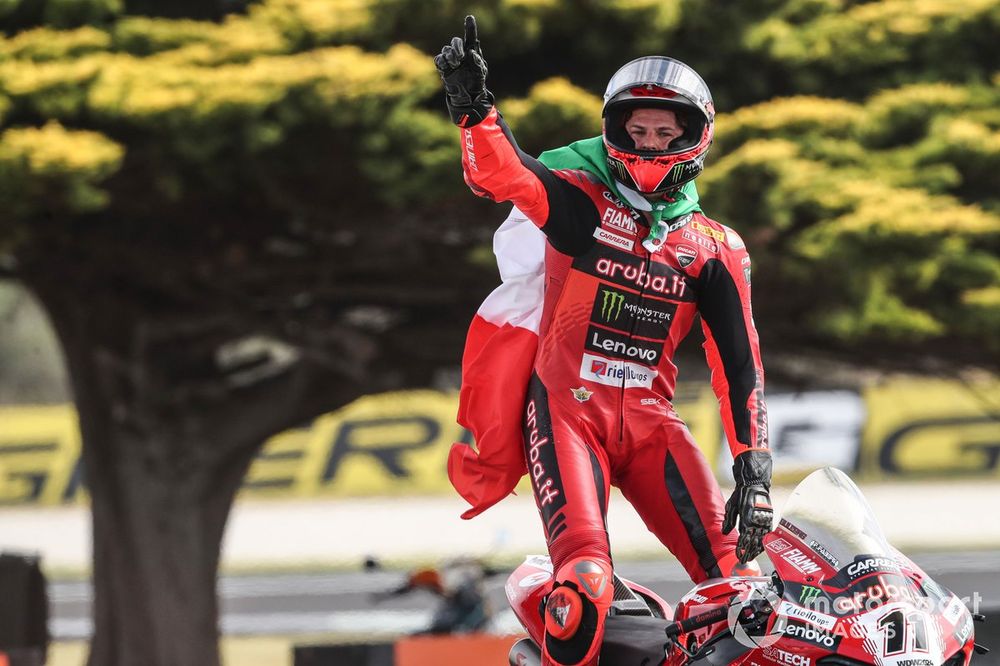 Il vincitore della gara Nicolo Bulega, Aruba.It Racing - Ducati