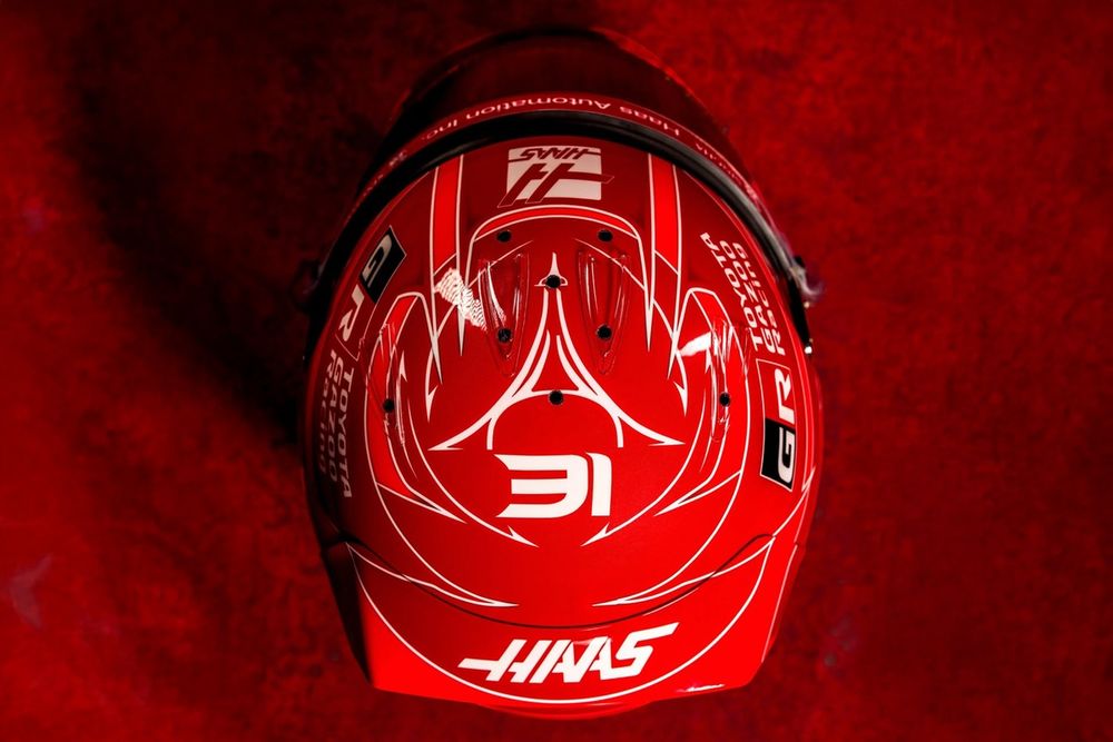 Le casque d'Esteban Ocon pour la saison 2026 de F1.