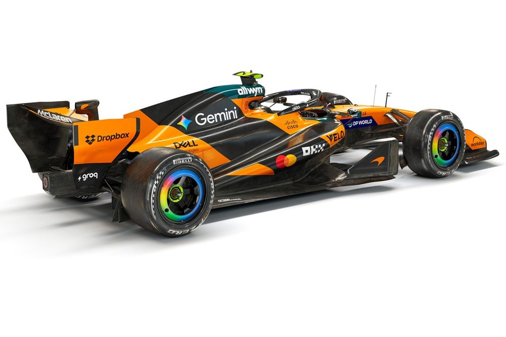 McLaren MCL40 livery 