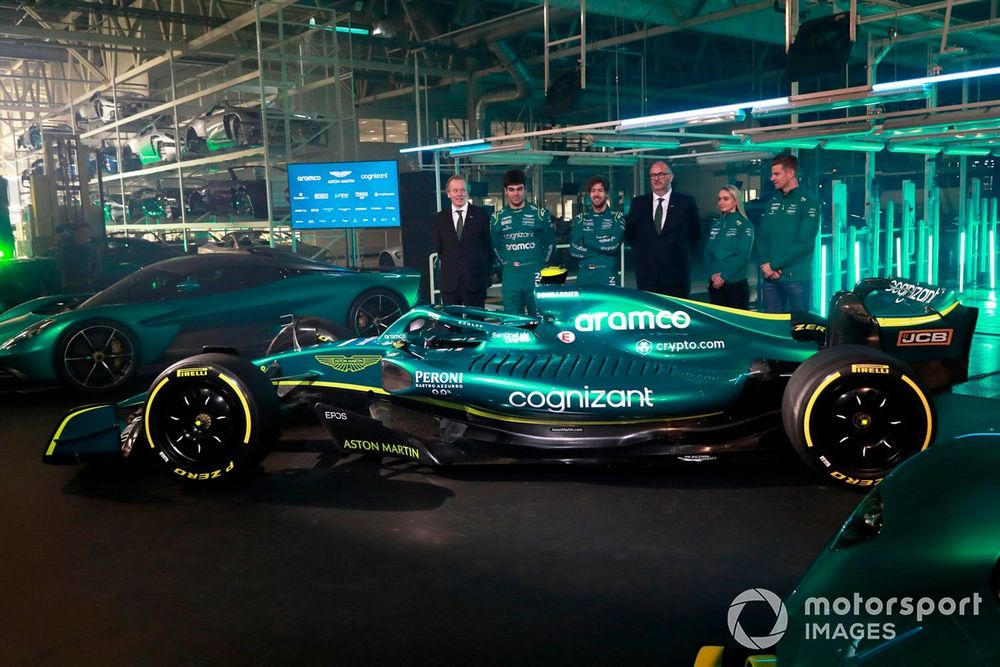 Aston Martin showed the rest how to do a 'proper' launch of new ground effect cars in 2022