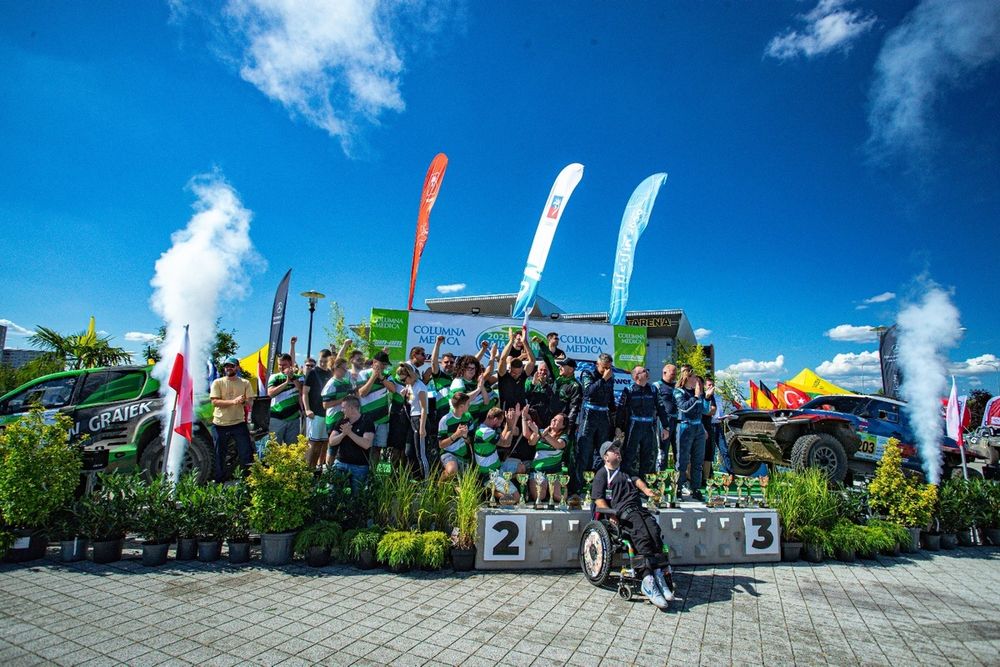 Columna Medica Baja Poland 2025