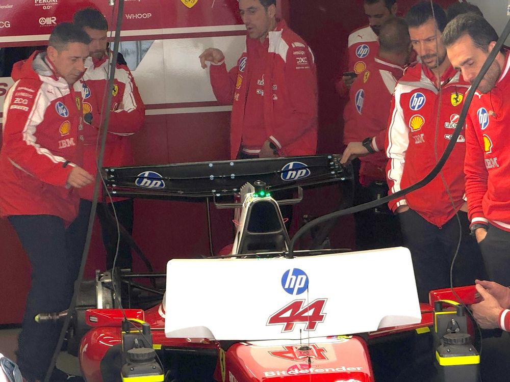 L'ala macarena della Ferrari SF-26 vista a Shanghai nell'unico turno di prove libere