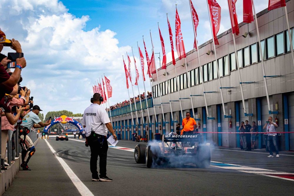 The Racing Day is het grootste gecombineerde auto-, motor- en kartrace-evenement van Europa.