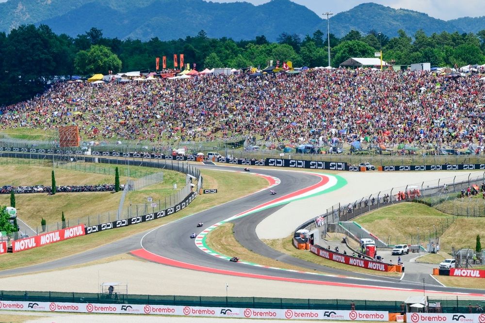 MotoGP побьет рекорды посещаемости в 2025 году; только в двух схемах наблюдается снижение