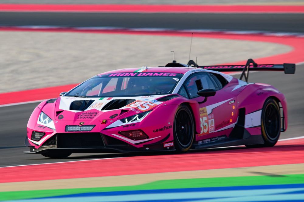 #85 Iron Dames Lamborghini Huracan LMGT3 Evo2: Sarah Bovy, Doriane Pin, Michelle Gatting