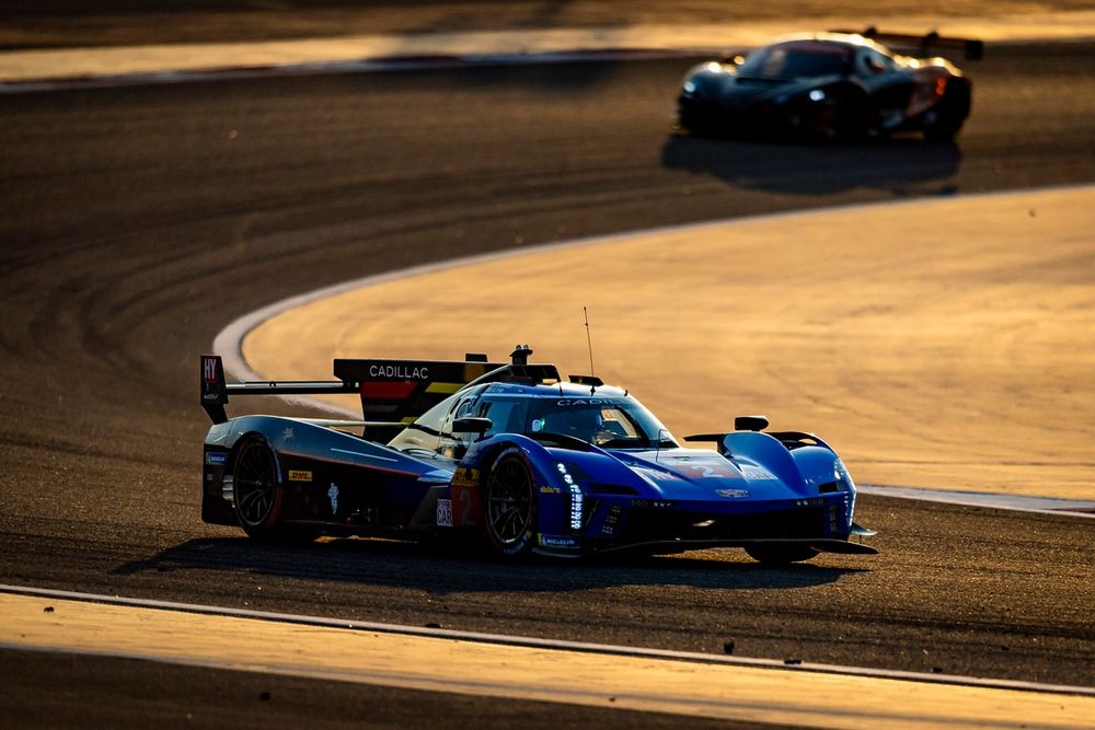 #2 Cadillac Racing Cadillac V-Series.R: Earl Bamber, Alex Lynn, Sébastien Bourdais
