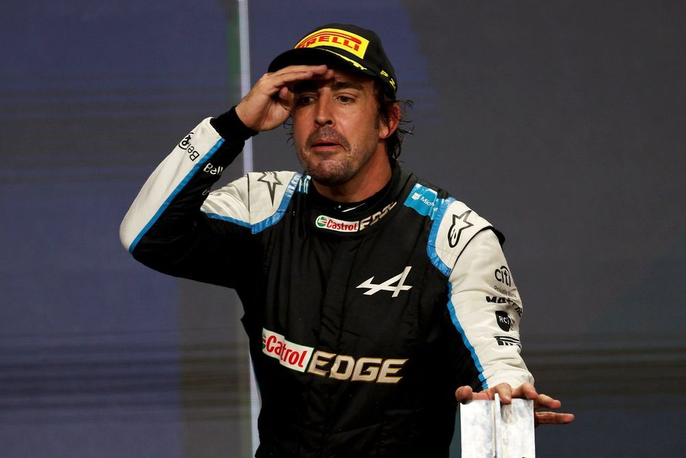 Fernando Alonso fue podio en Qatar 2021 con Alpine