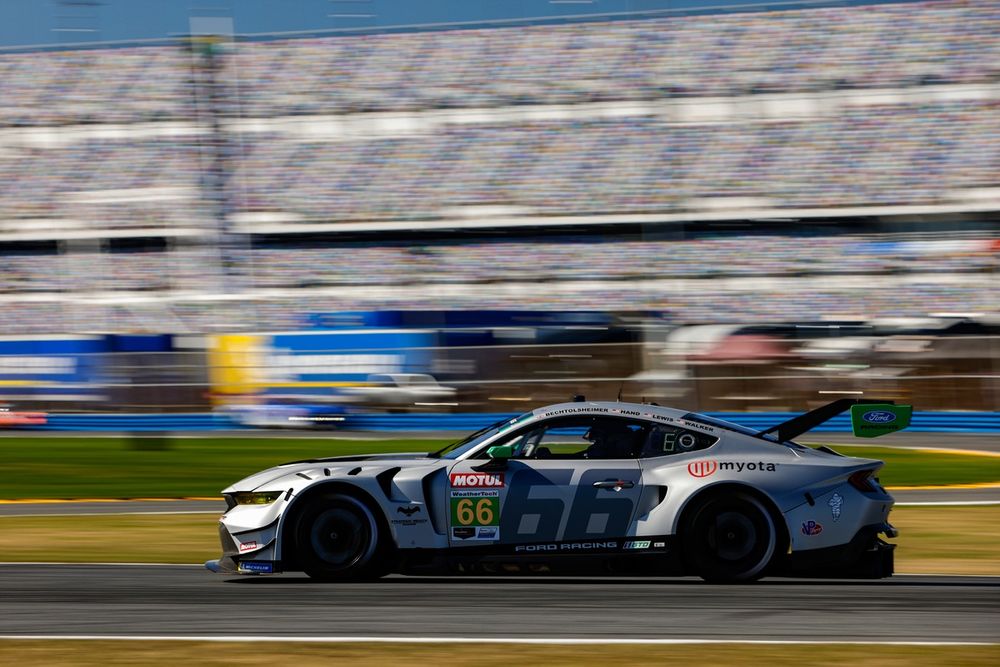 #66 Gradient Racing Ford Mustang GT3: Jake Walker, Till Bechtolsheimer, Corey Lewis