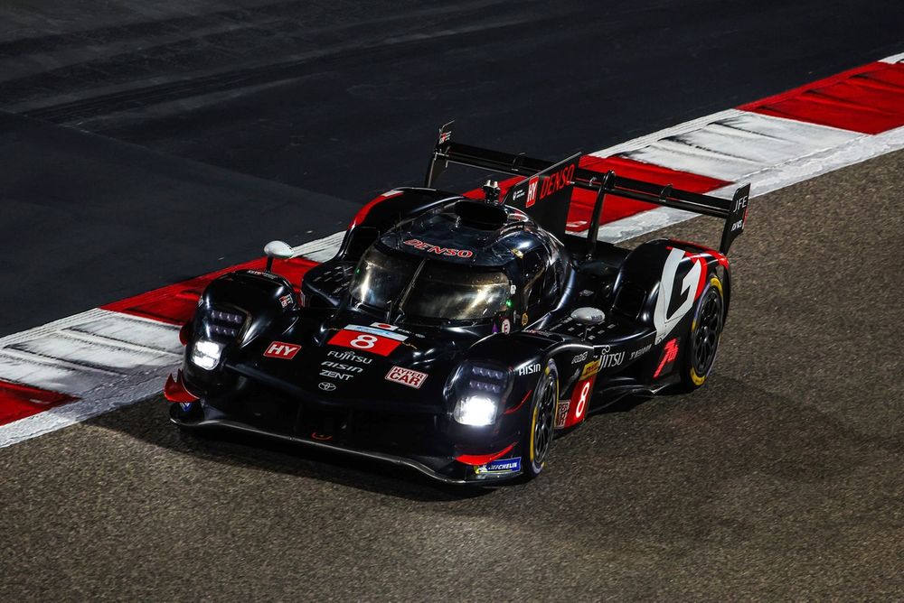 Toyota wist in 2025 slechts één race te winnen - en grijpt dit jaar in met een flink aangepaste Hypercar.