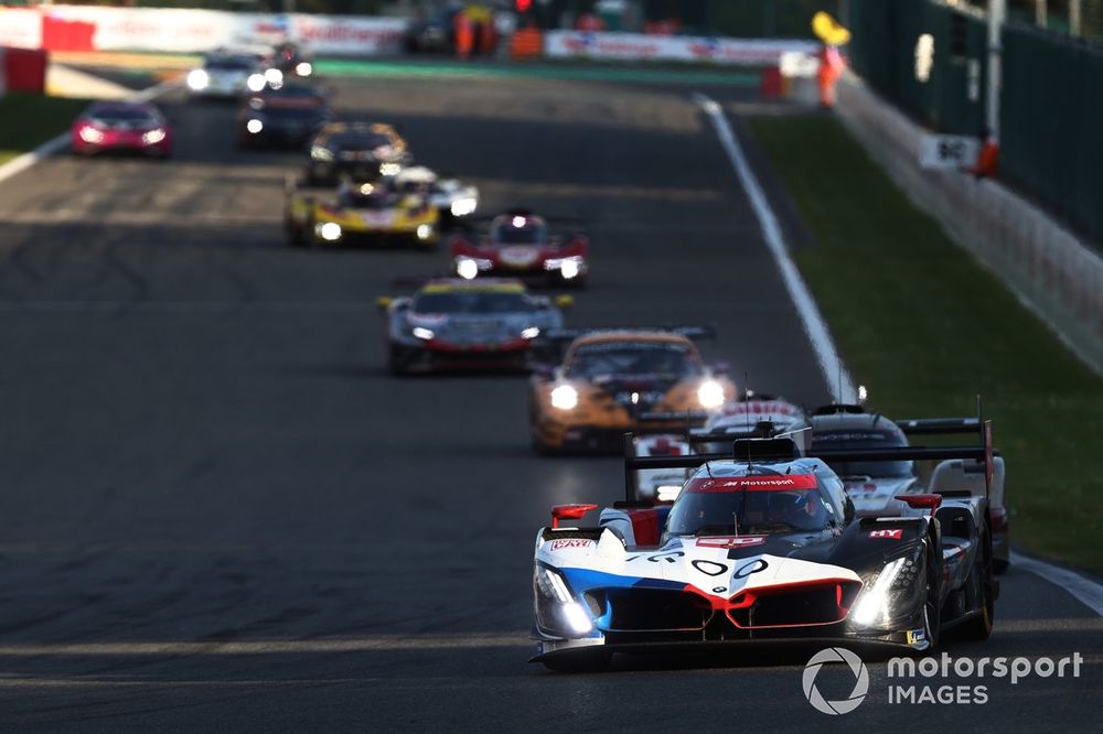 #20 BMW M Team WRT BMW M Hybrid V8: Sheldon Van Der Linde, Robin Frijns, Rene Rast