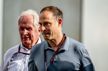 El CEO de Red Bull se cansó de los comentarios de Wolff sobre Verstappen 