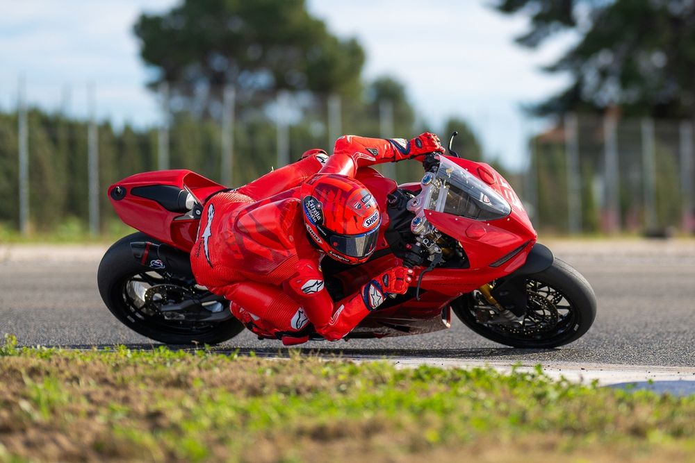 Marc M&aacute;rquez no podr&aacute; probar la Ducati 2027 hasta el mes de junio