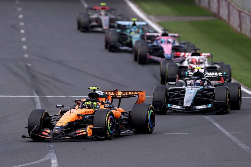 Почему недостаток производительности McLaren по сравнению с Mercedes — это больше, чем просто использование двигателя