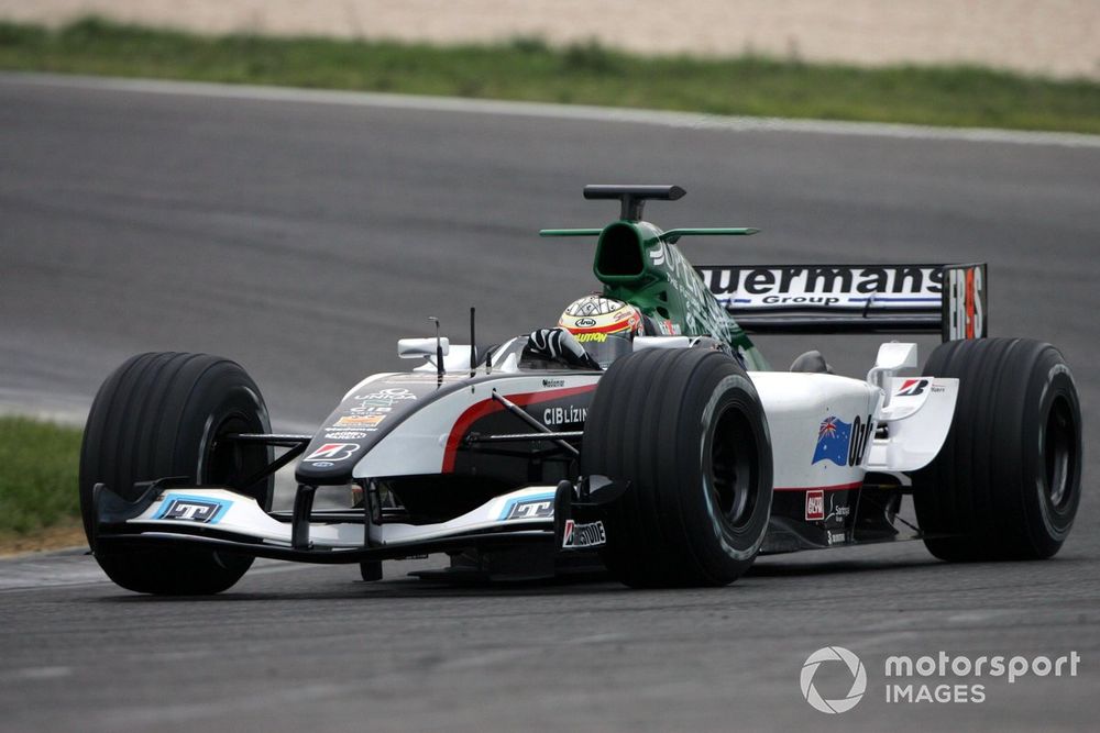 Will Davison (AUS) makes his debut in the Minardi