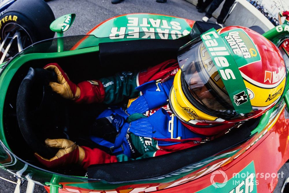 Fernandez credits Reynard with assisting its customers such as his ailing one-car Galles team