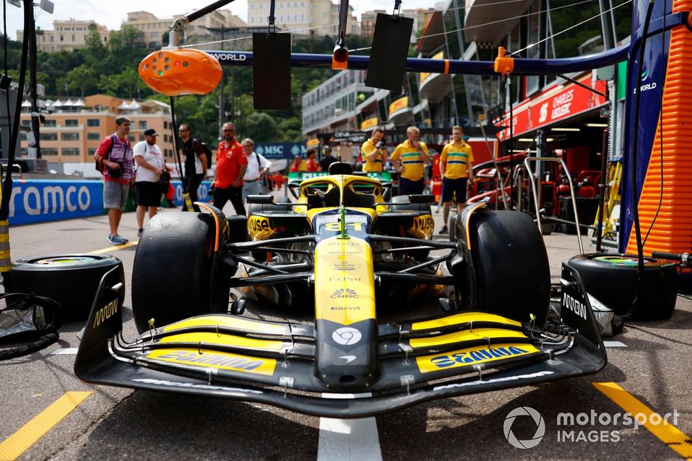 The McLaren MCL38, with a special Senna themed livery