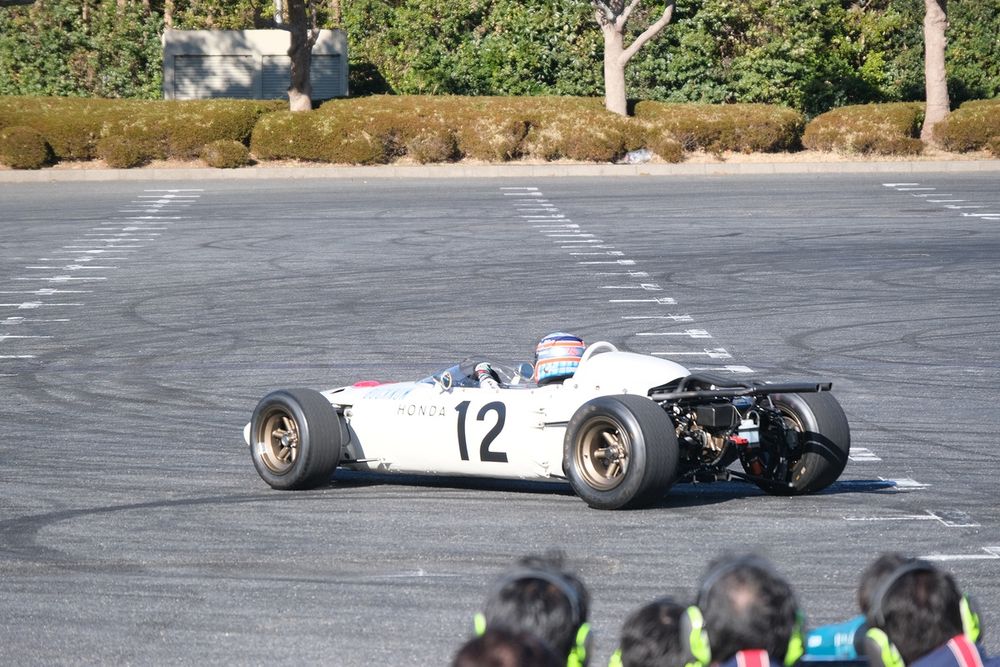 東京オートサロン　Honda F1 デモラン