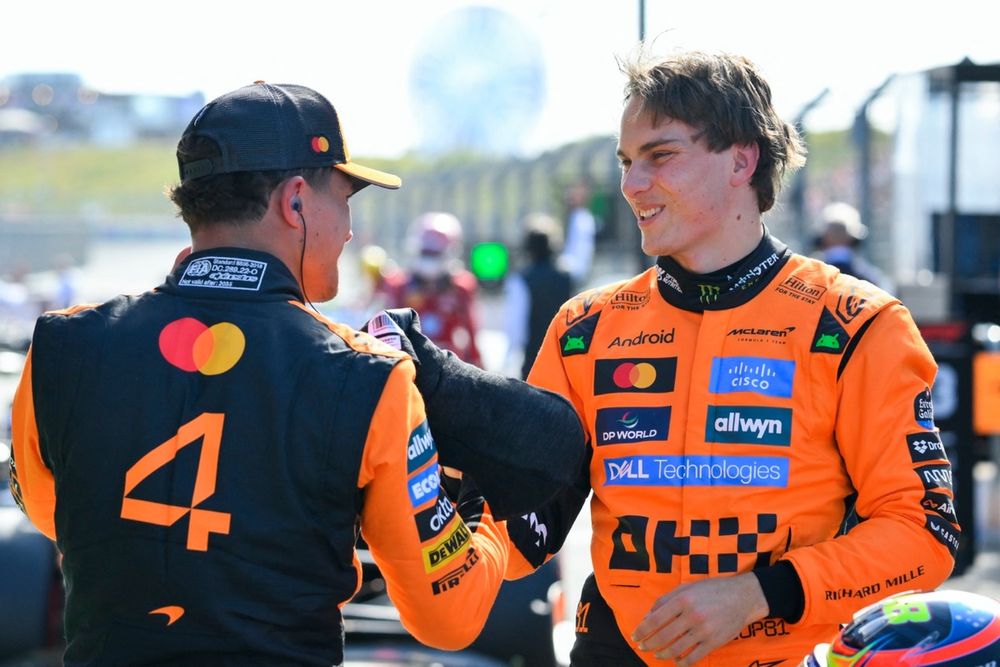 Lando Norris, McLaren, Oscar Piastri, McLaren