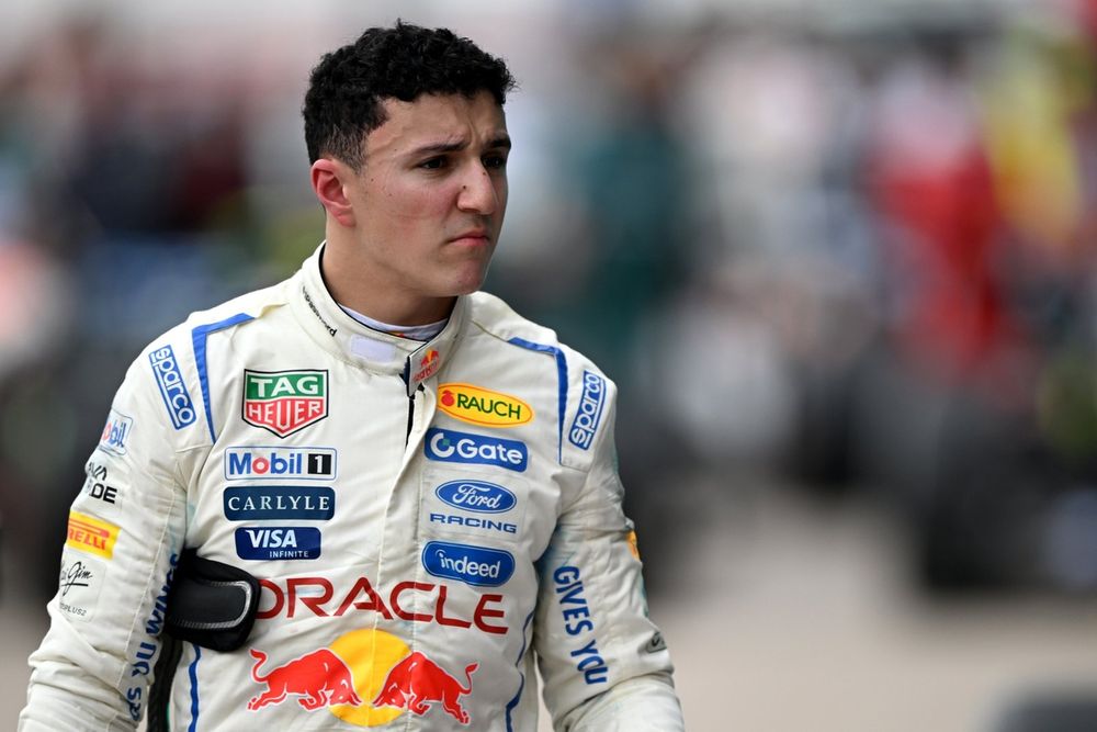 Isack Hadjar, Red Bull Racing