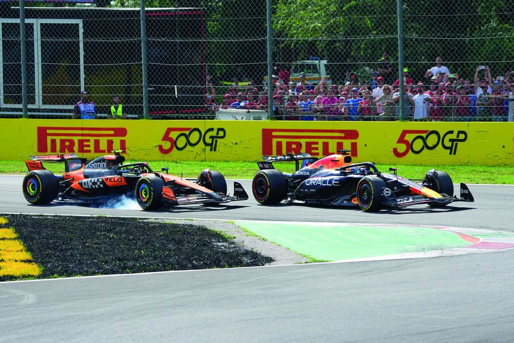 Max Verstappen in 2025 in gevecht met Lando Norris.