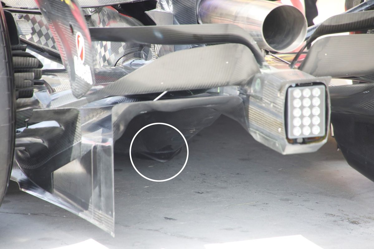 Ferrari SF-25: nel cerchio la lingua in prototipazione rapida apparsa nel diffusore