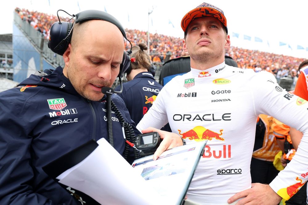 Max Verstappen et Gianpiero Lambiase, son ingénieur de course.
