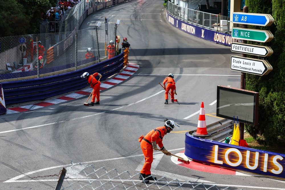 Le GP de Monaco avait été interrompu au drapeau rouge en raison de problèmes sur la piste.
