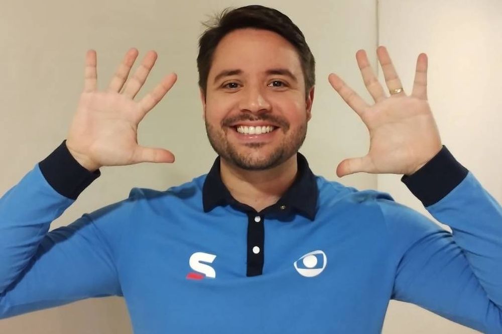 Bruno Fonseca, que tem experiência no automobilismo, deve ser o narrador principal da F1 no SporTV.