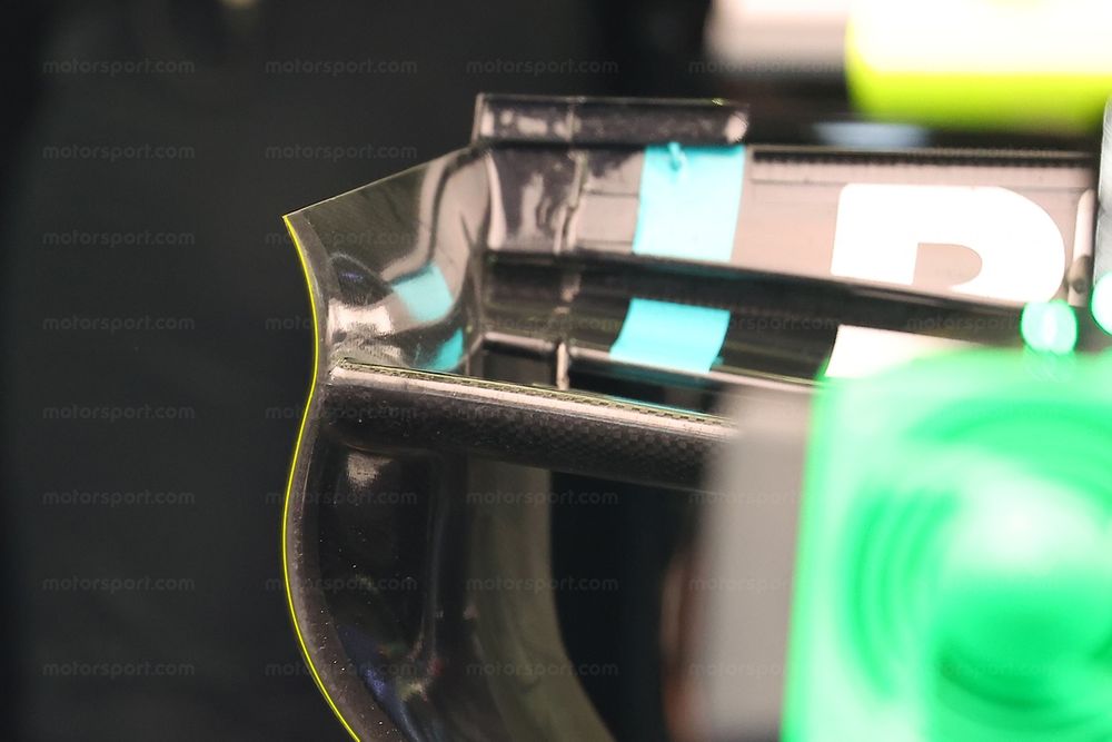 Alerón trasero del Mercedes W17