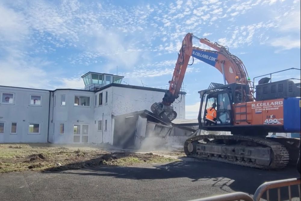 Thruxton’s old control tower building has now been demolished