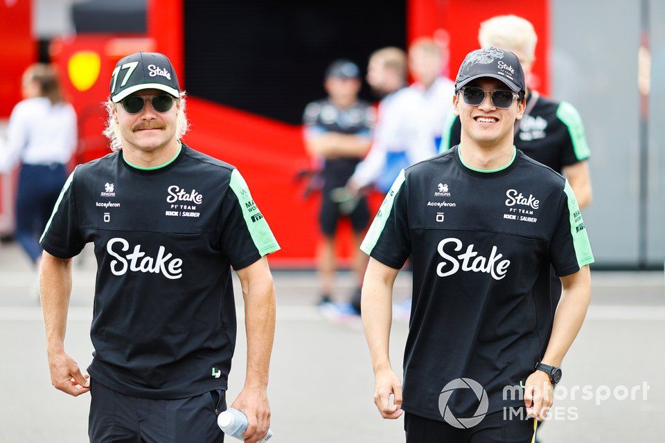 Valtteri Bottas, Stake F1 Team Kick Sauber, Zhou Guanyu, Stake F1 Team Kick Sauber