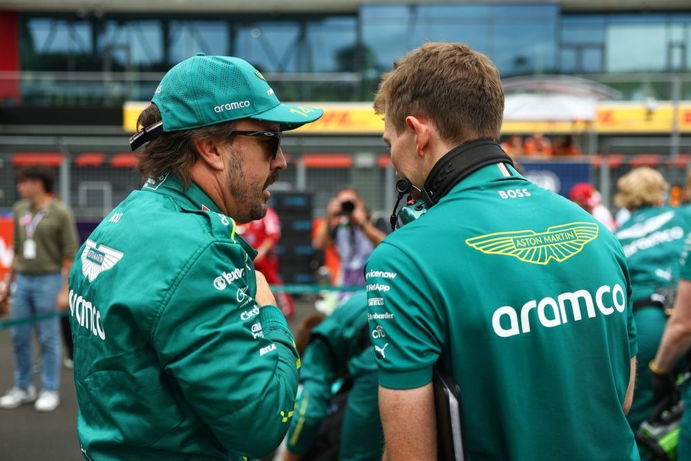 Почему Aston Martin’s Wangary F1 Bightback «касается» Alonso Почему Aston Martin’s Wangary F1 Bightback «касается» Alonso
