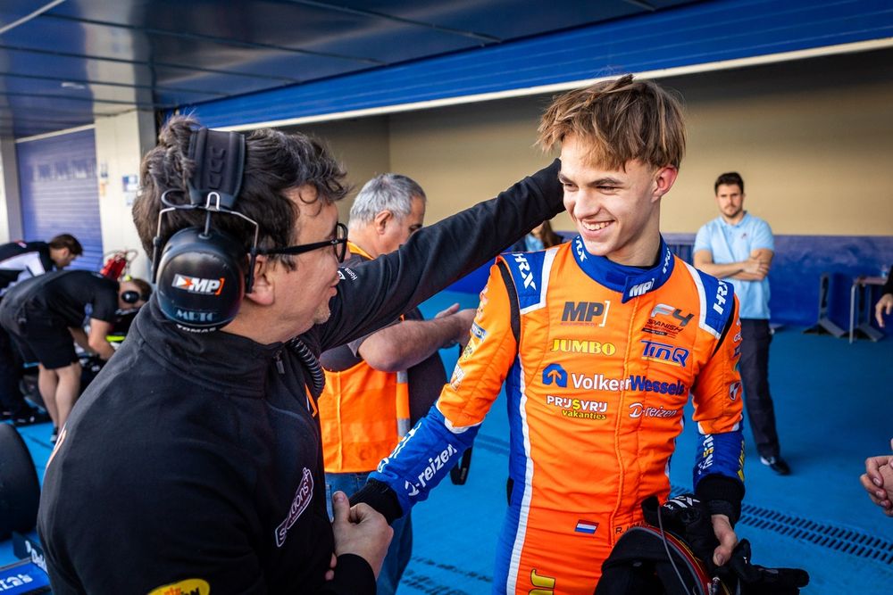 René Lammers kende in 2025 een grillig seizoen in de Spaanse Formule 4.