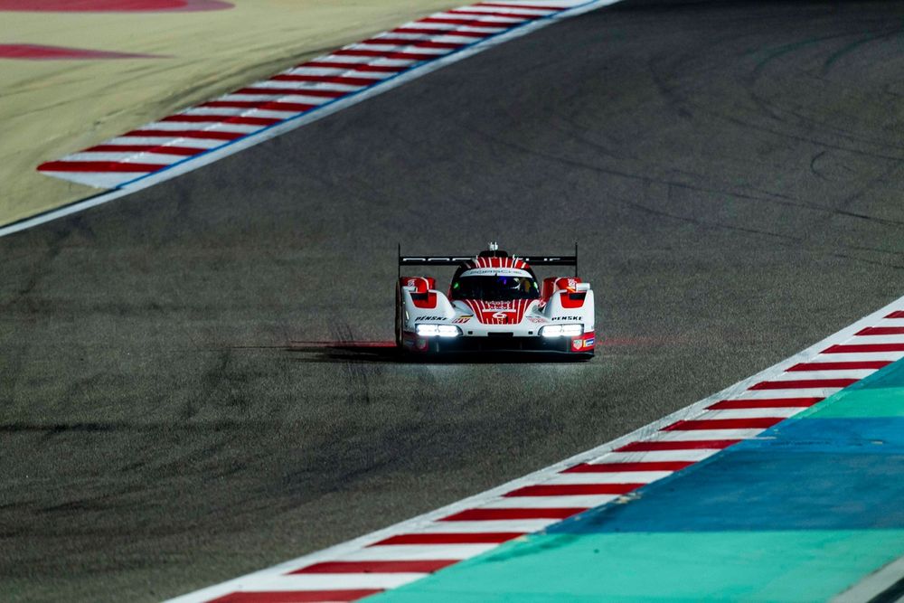 #6 Porsche Penske Motorsport Porsche 963: Кевин Эстре, Лоуренс Вантур, Паскаль Верляйн