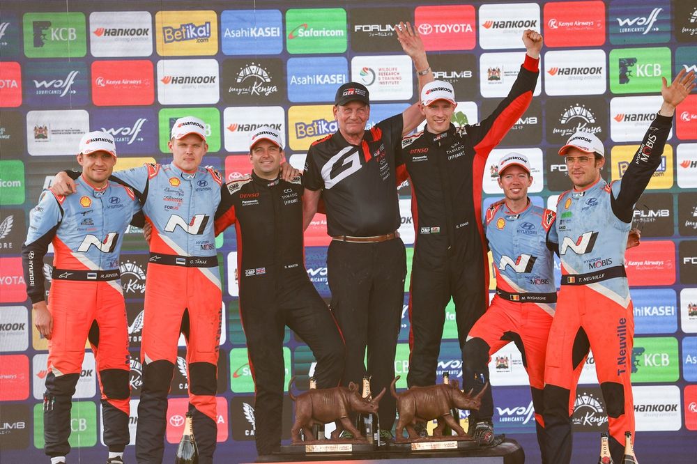 Podium: Winner Elfyn Evans, Scott Martin, Toyota Gazoo Racing WRT Toyota GR Yaris Rally1, second place Ott Tänak, Martin Järveoja, Hyundai World Rally Team Hyundai i20 N Rally1, third place Thierry Neuville, Martijn Wydaeghe, Hyundai World Rally Team Hyundai i20 N Rally1