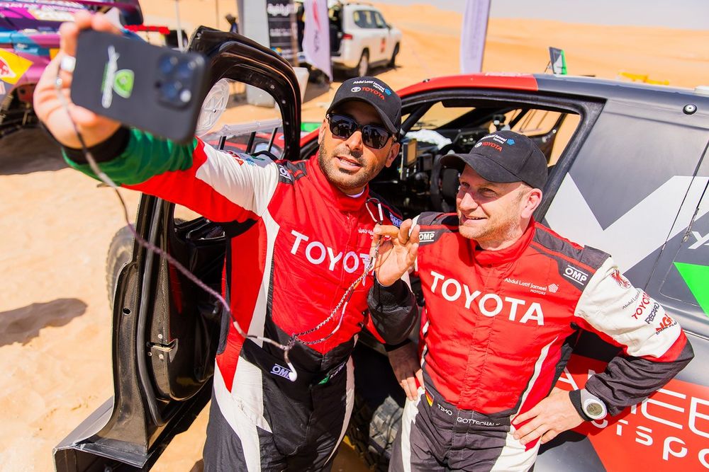 Yazeed Al Rajhi, Timo Gottschalk, Toyota Hilux