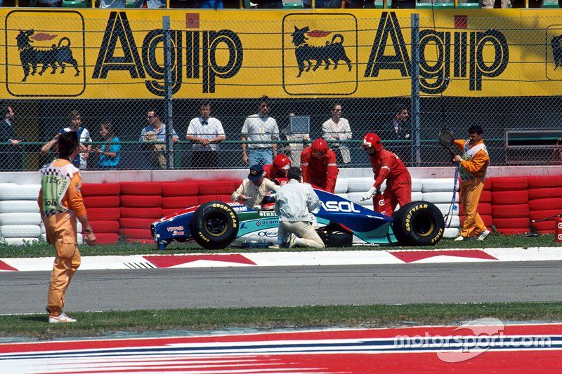 Rubens Barrichello, Jordan suffered a terrifying crash