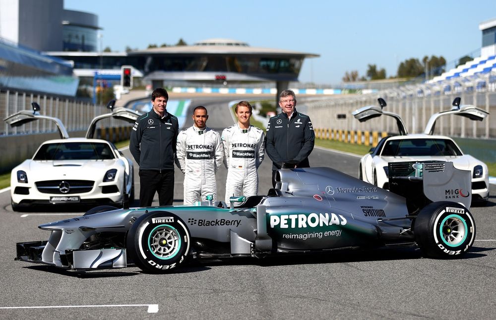 Toto Wolff, Mercedes Executive Director, Lewis Hamilton, Mercedes, Nico Rosberg, Mercedes, Ross Brawn Mercedes Team Principal