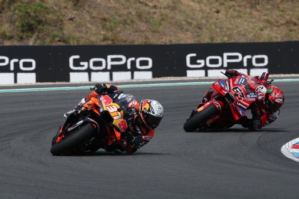 Pedro Acosta Pleased By KTM Turnaround в MotoGP 2025 после чешского подиума GP Pedro Acosta Pleased By KTM Turnaround в MotoGP 2025 после чешского подиума GP