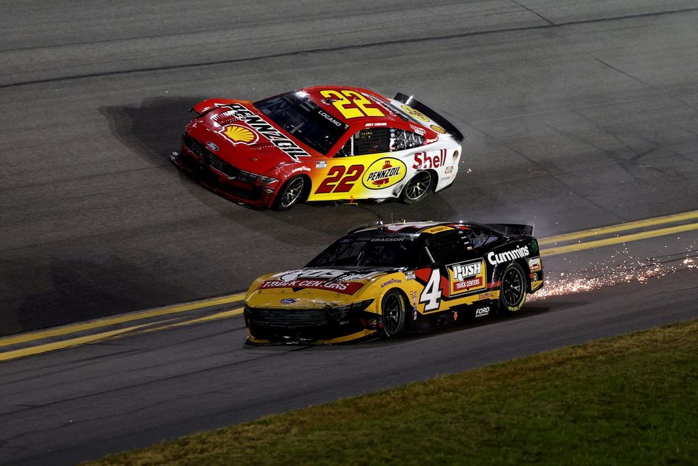 Noah Gragson, Front Row Motorsports Ford, Joey Logano, Team Penske Ford