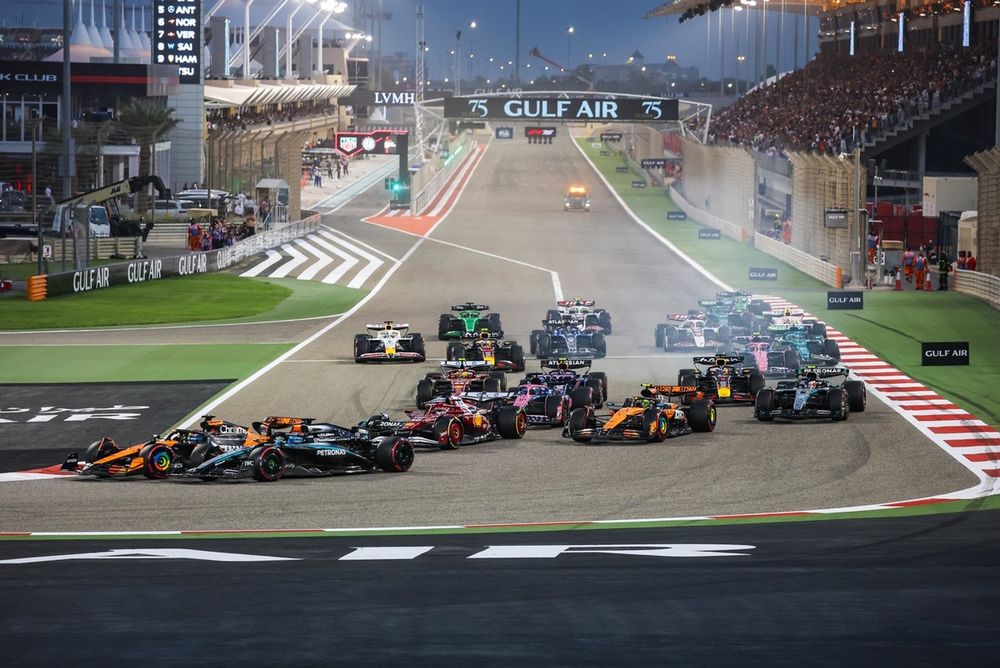 The race start and safety car restart were the only times Piastri's win looked under threat