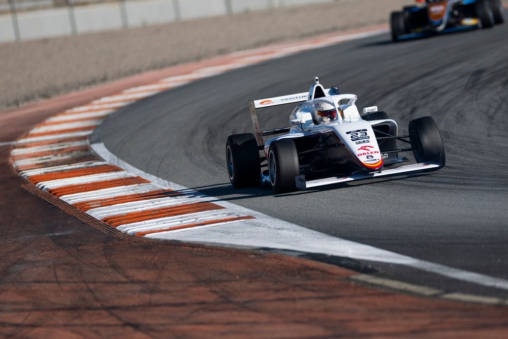 Jan Przyrowski, Griffin Core by Campos