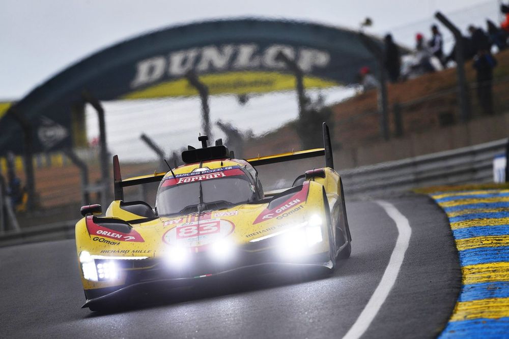 #83 AF Corse Ferrari 499P: Robert Kubica, Robert Shwartzman, Yifei Ye
